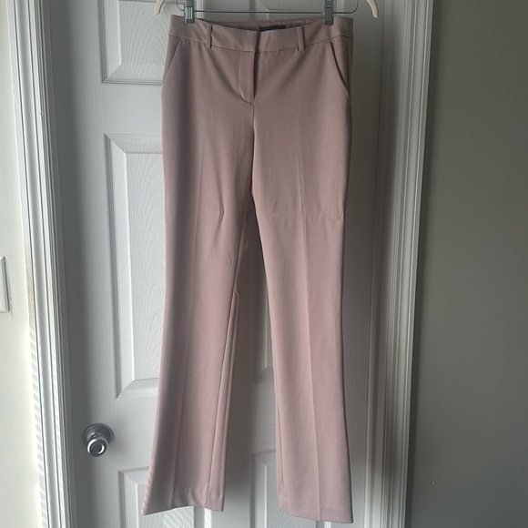 Express Stretch Columnist Barely Boot Mid-Rise Pants. - Picture 1 of 4